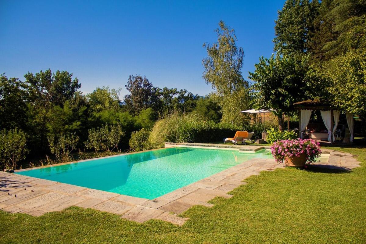 Tuscan Hills - Stonehouse, Garden & Pool Виккьо Экстерьер фото