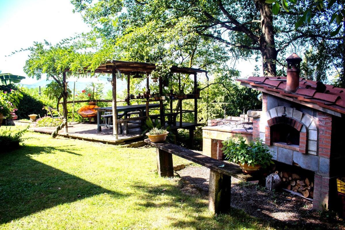 Tuscan Hills - Stonehouse, Garden & Pool Виккьо Экстерьер фото
